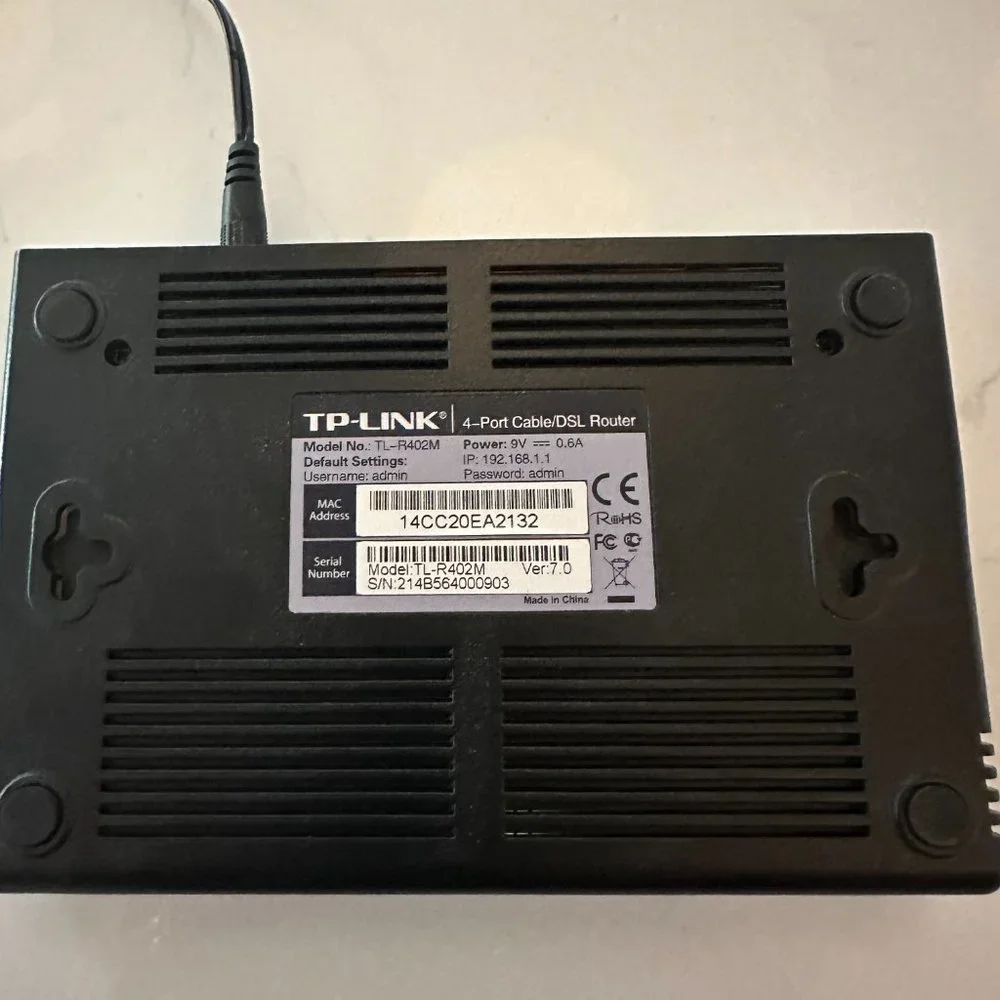 TP-Link 4-Port Cable/DSL Router - Picture 5 of 7